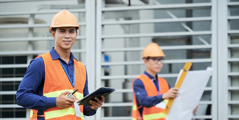 Have a successful career in building and construction management